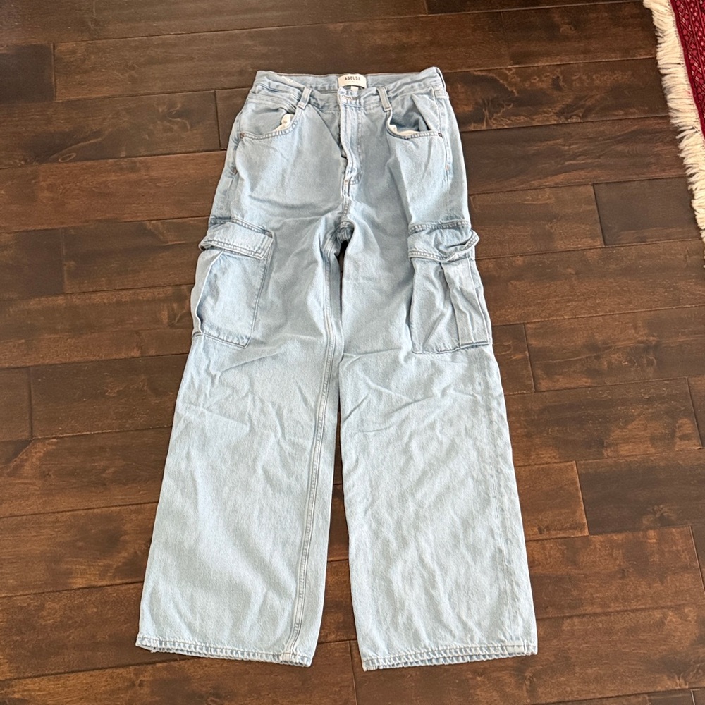 Light Wash Cargo Wide-Leg Women's Jeans